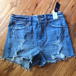 Abercrombie & Fitch High Rise Mom Short size 28 6
